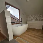Boxhome *
